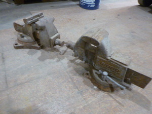 lot 80 image: 2 Bench Vises