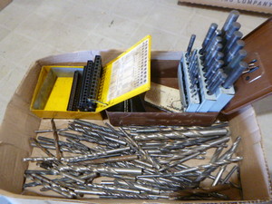 lot 98 image: Lot of Drill Bits