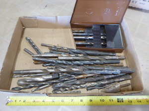 lot 100 image: Lot of Drill Bits