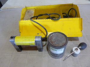 lot 106 image: Hastings Magnaflux Crack Detection System