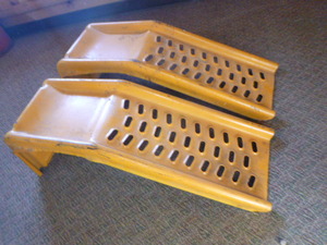 lot 108 image: Car Ramps