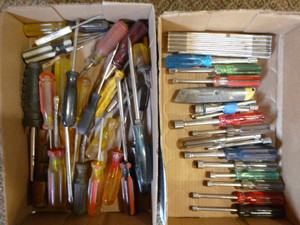 lot 116 image: Lot of Screwdrivers and Drivers