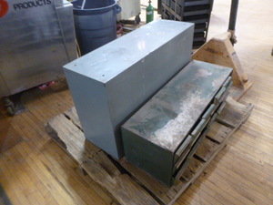 lot 206 image: 2 Metal Storage Cabinets