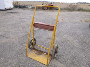 lot 213 image: Cutting Torch Cart