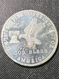 lot 22 image: 1 TROY OZ .999 FINE SILVER TRI-STATE REFINING ROUND