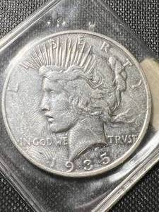 lot 46 image: 1935-S US PEACE SILVER DOLLAR