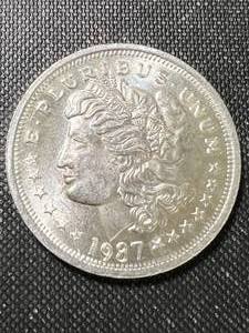 lot 67 image: 1 TROY OZ .999 FINE SILVER MORGAN DOLLAR ROUND