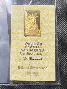 lot 42A image: 2 GRAMS .999 PURE GOLD CREDIT SUISSE BAR