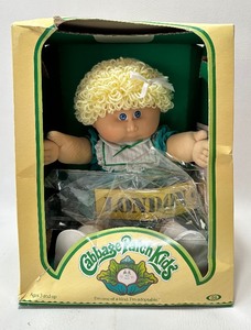 Vintage CABBAGE PATCH Lemon Loops Girl w Blue Eyes, Original Box&nbsp