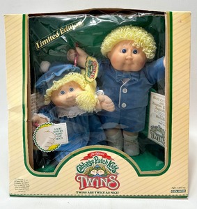 Vintage 1984 CABBAGE PATCH Lemon Loops TWINS Boy and Girl w Dimple, Blue Eyes, Original Box&nbsp