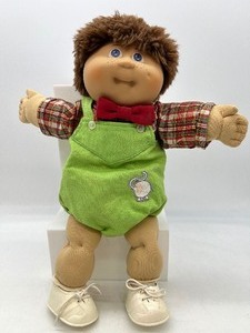 Vintage 1983 CABBAGE PATCH Fuzzy Brown Boy w Dimple and Freckle, Blue Eyes - Spain