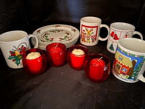 lot 9 image: Holiday Themed Plates, Mugs and more