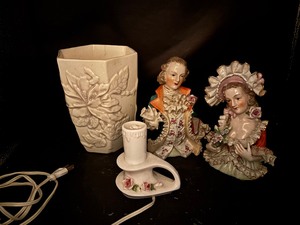 lot 40 image: Vintage Ceramic Vase and small Statues