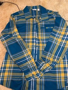 lot 152 image: Womens Shirts - size Large