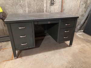 lot 175 image: Vintage Metal Desk