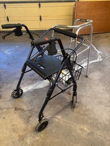 lot 170 image: Walkers