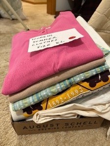 lot 155 image: Womens Summer Clothes, Size XL