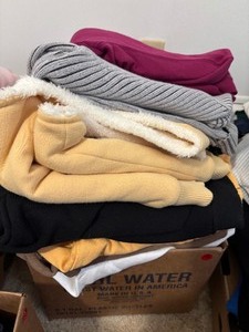 lot 146 image: Womens Long-Sleeve Shirts and Vests