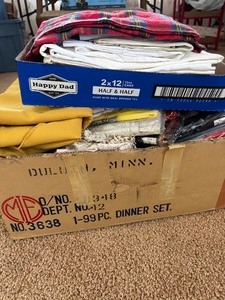 lot 188 image: Tablecloths, Runners and more, some vintage