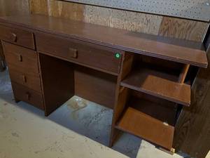 lot 162 image: Vintage Desk with Shelves