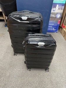 lot 70 image: Samsonite 2 Piece Luggage Set, Large and Carryon size - spinners - black