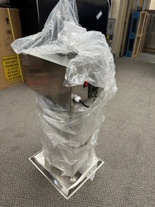 lot 18 image: XL Commercial Grade Electric Sausage Stuffer