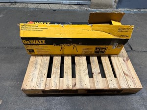 lot 28 image: Dewalt 29 lbs. Heavy Duty Miter Saw Stand with 500 lbs. Capacity DWX723