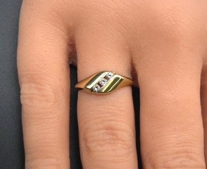 0.10 Carat Natural Diamond Three-Stone Ring in 14k Yellow Gold $1250 Retail VIDEO