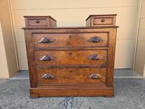 lot 1 image: Vintage Wooden Dresser with 2 Small Drawers - Antique Style
