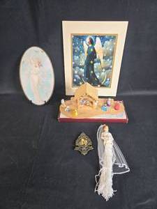 lot 42 image: Collection of Vintage Figurines and Artwork - Including Nativity Scene and Angel