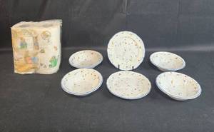 lot 43 image: Set of Vintage Epoch Oakbrook Plates and Bowls with Peter Rabbit Napkin Holder