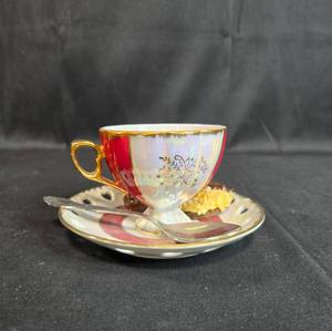 lot 51 image: Imperial Japan Design Tea Cup and Saucer Set with Spoon