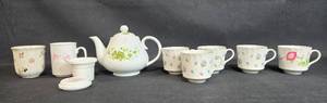 lot 57 image: Set of Villeroy & Boch Porcelain Tea Service - Including Teapot and Cups