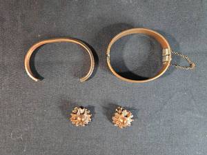 lot 88 image: Set of 3 Vintage Copper Jewelry Items 2 Bracelets and Clip Earrings