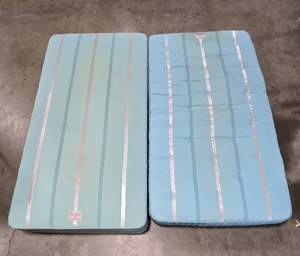 lot 103 image: Set of a Vintage Beautyrest Mattress and Box Spring - Twin Size