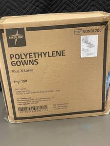 lot 101 image: Box of 100 Non-Sterile Blue Polyethylene Gowns - X-Large