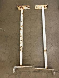 lot 154 image: Steel Beam Support Brackets - Pair