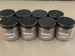 lot 198 image: Lot of 8 inVitamin Cinnamint Natural Activated Charcoal Tooth & Gum Powder