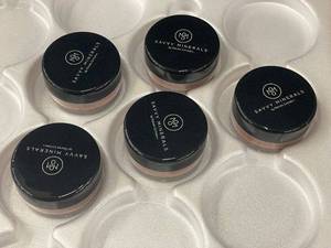 lot 204 image: I 2 - Savvy Minerals Blush Collection by Young Living X5