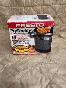 lot 5 image: Presto Fry Daddy Model 05424...