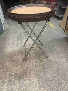 lot 42 image: Server stand, 12 medium sized serve...