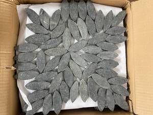 lot 93 image: 5 boxes of Pebblestone Flower Black...