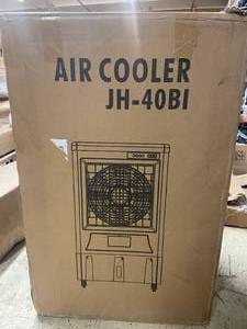 lot 118 image: Portable air conditioner. Brand unk...