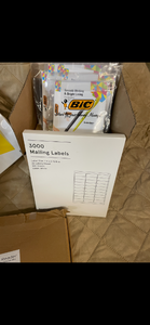 lot 10 image: Desk lamp, 3000 mailing labels, bin...