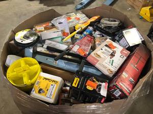 lot 30 image: Gaylord of Assorted Tools Hardware and General Merchandise Customer Returns See Pictures
