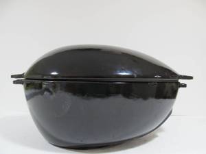 lot 22 image: Excellent Unused STAUB Cast Iron Enamel Mussel Pot - Black