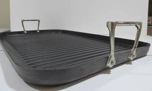 lot 28 image: Great Quality Large ALL-CLAD Griddle #1