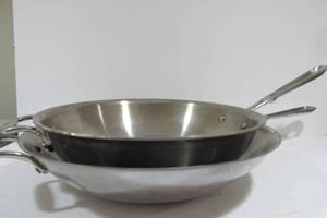 lot 30 image: 2-Pieces of Excellent Quality Large ALL-CLAD Cookware