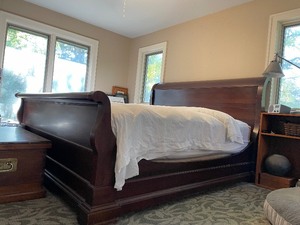lot 72 image: Excellent Condition and Quality King Size Bedframe
