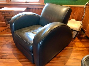 lot 84 image: Very Nice Room & Board - McRary Modern Deco Club Chair